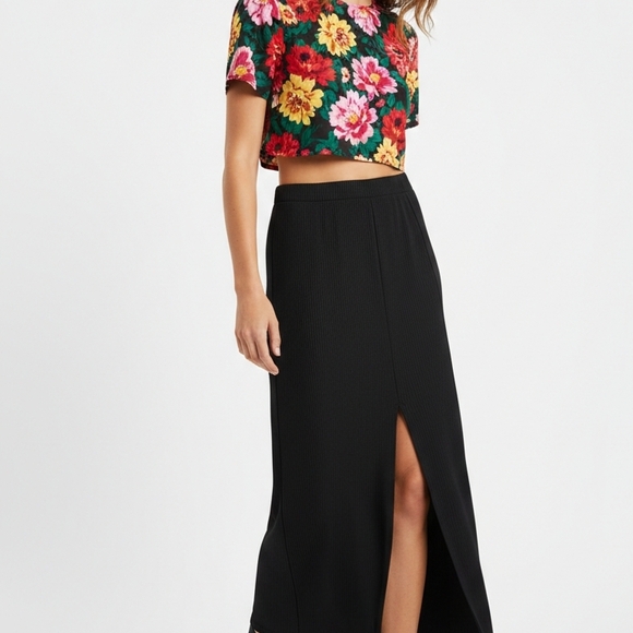 Free People Black Ribbed Pencil Skirt with Front Slit - Size M Like New - Picture 6 of 13